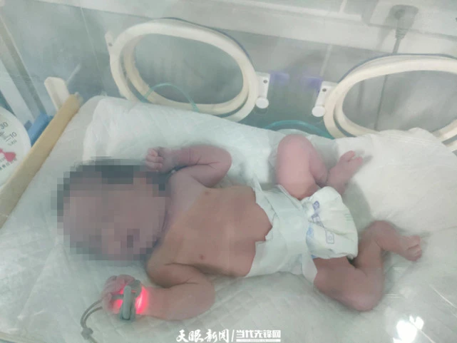 贵州省将军山医院第二位新冠肺炎确诊孕妇顺利分娩，距离第一个宝出生仅48小时。