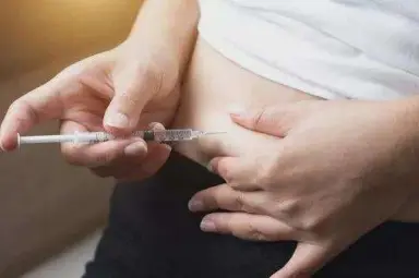 有慢性肾炎的女性在备孕期间可以注射促排卵针剂吗？