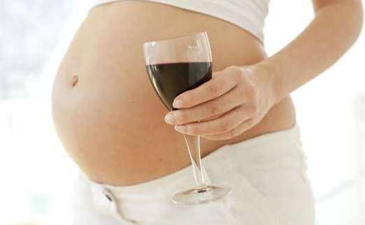 备孕、孕期不小心饮酒了怎么办？对宝宝有哪些影响？