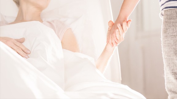 妇科体检时发现卵巢囊肿怎么办?一定要切除吗? 妇科体检时发现卵巢囊肿怎么办?一定要切除吗?