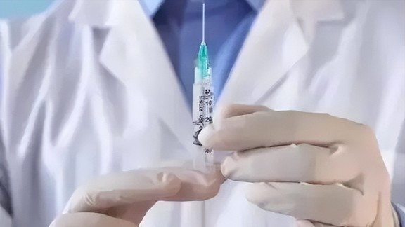 什么是“巧克力囊肿”?与多囊卵巢综合征究竟是不是一回事儿? 什么是“巧克力囊肿”?与多囊卵巢综合征究竟是不是一回事儿?