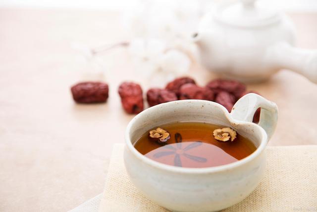 女性宫寒引起的畏寒怕冷,怎么办?可以试着使用中医方法调理 女性宫寒引起的畏寒怕冷,怎么办?可以试着使用中医方法调理