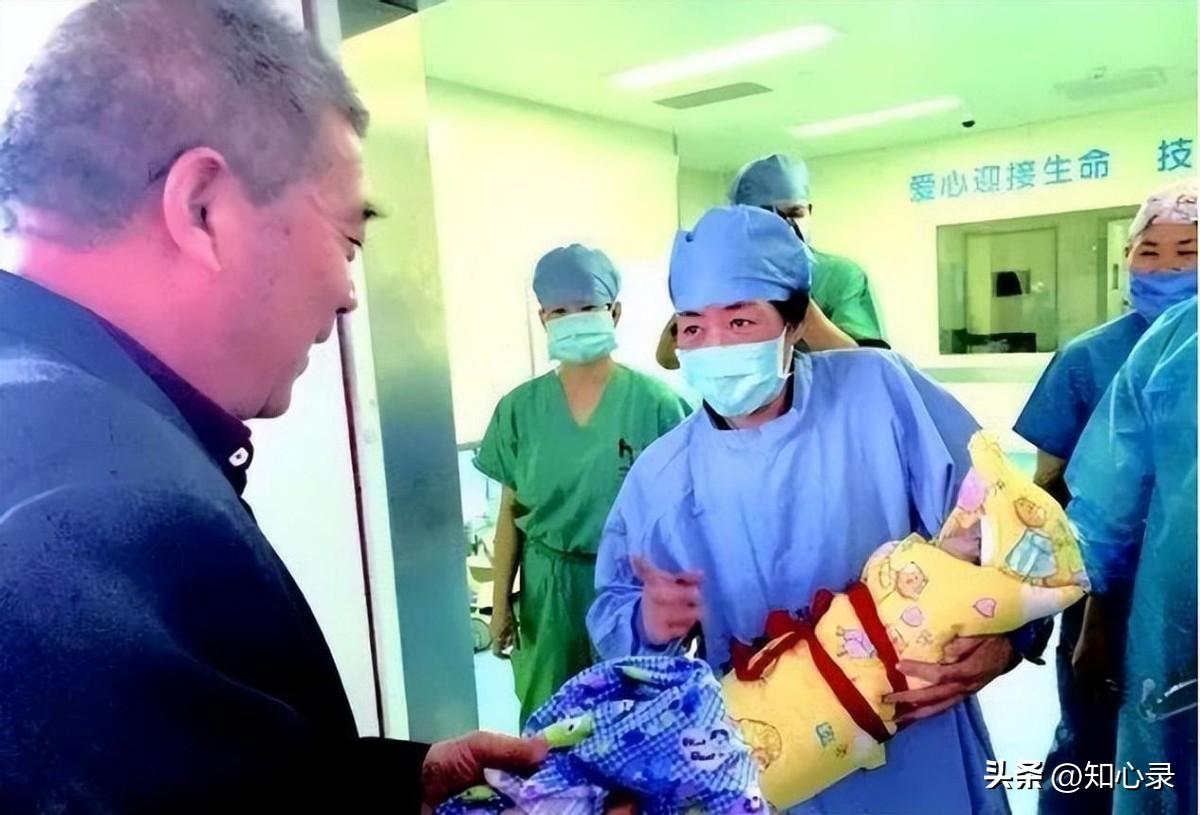 19年山东67岁大妈高龄产女,称工资过万不会麻烦子女,现状如何?